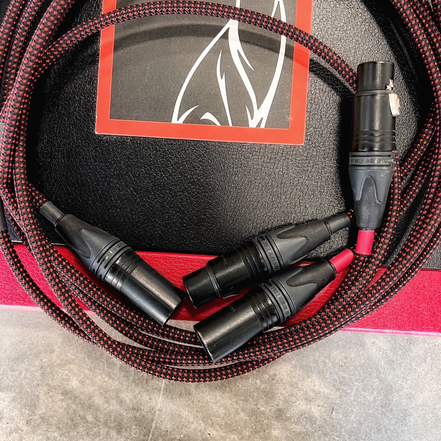 cables de modulation Black Cat 3202