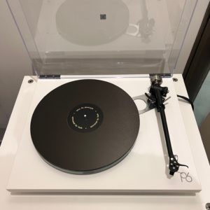 Platine Rega P6