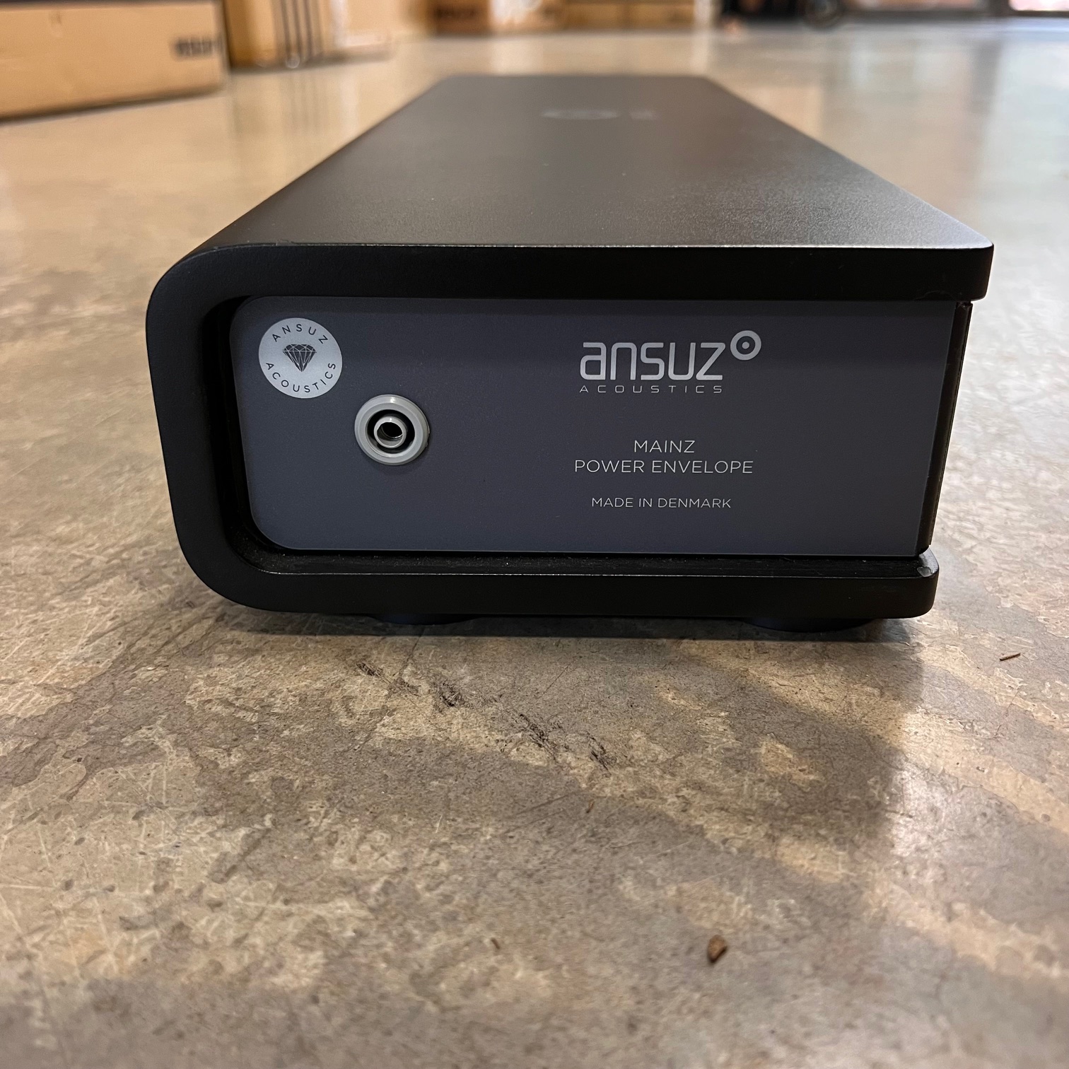 Ansuz acoustics Mainz8 D