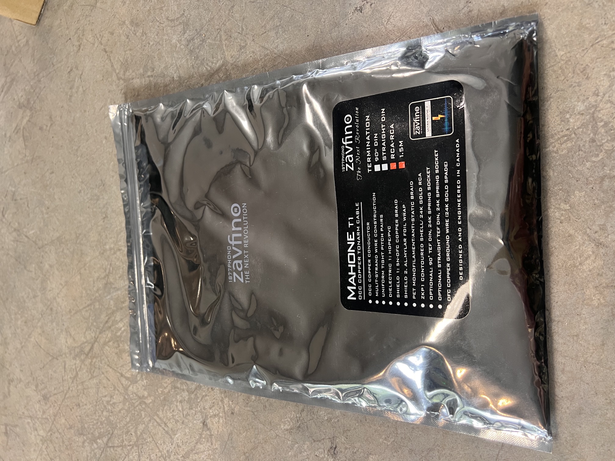 Cable phono ZAVFINO 1877 MAHONE T1